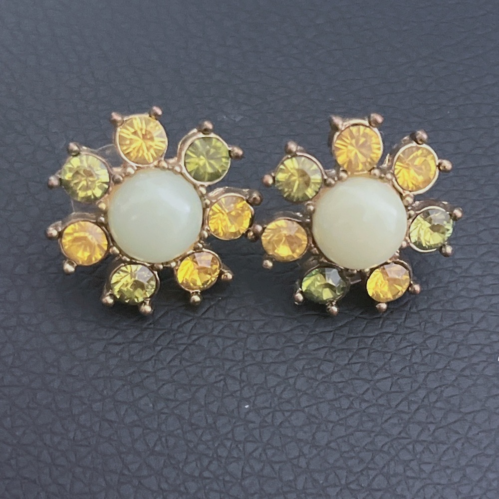 Pre-owned vintage earrings - Sold as is.